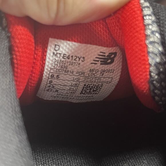 New Balance 412v3 Men’s Size 9.5 Trail Running Shoes Gray MTE412Y3 - Picture 10 of 11